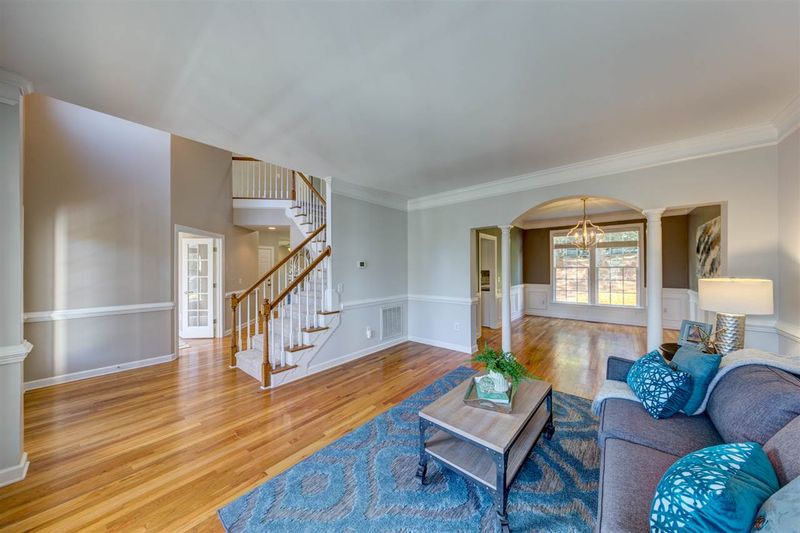 104 Plyersmill Rd, Cary, NC 27519