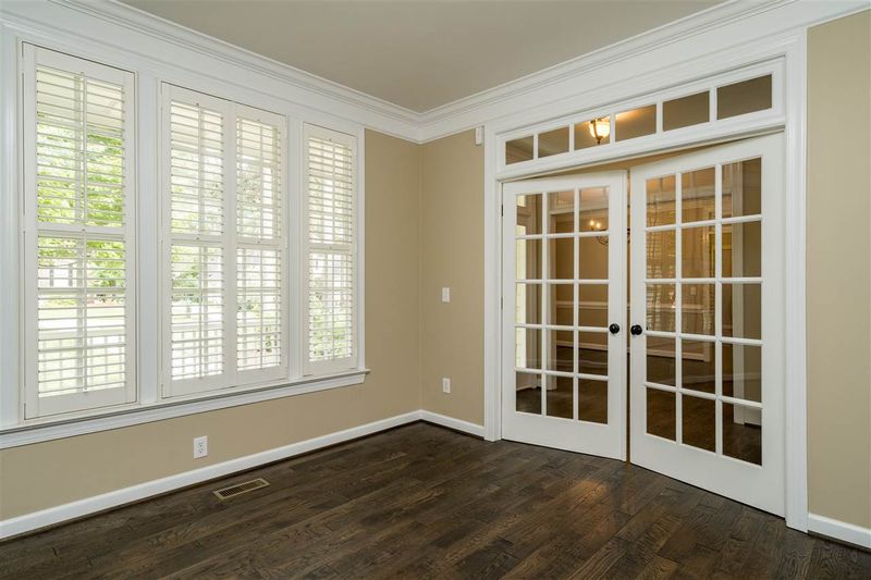 104 Preston Arbor Ln, Cary, NC 27513
