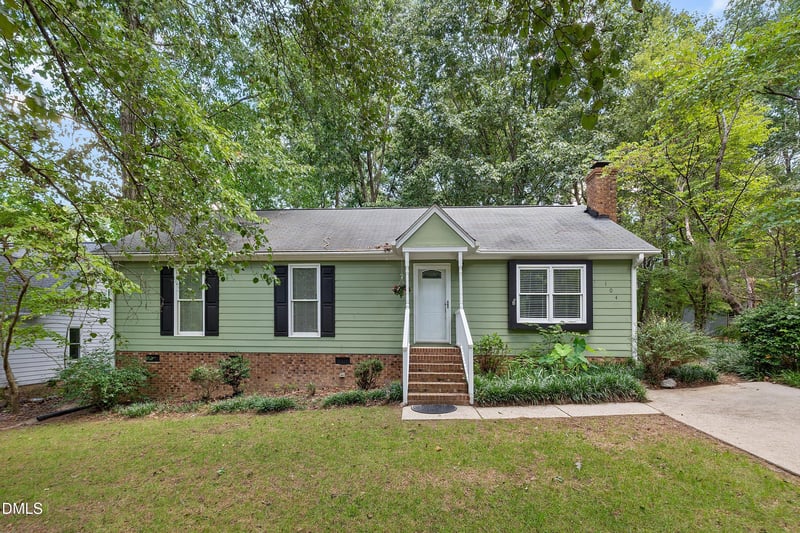 104 Remington Woods Dr, Wake Forest, NC 27587
