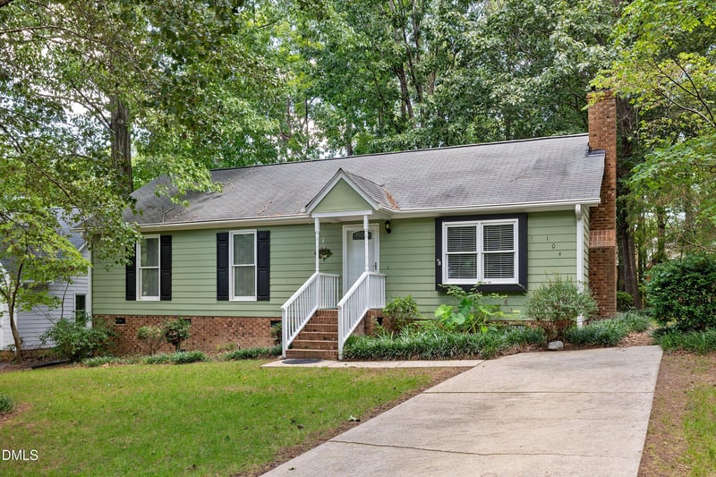 104 Remington Woods Dr, Wake Forest, NC 27587