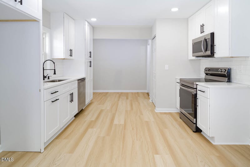 104 Rencher St, Hillsborough, NC 27278