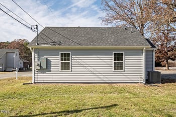 104 Rencher St, Hillsborough, NC 27278