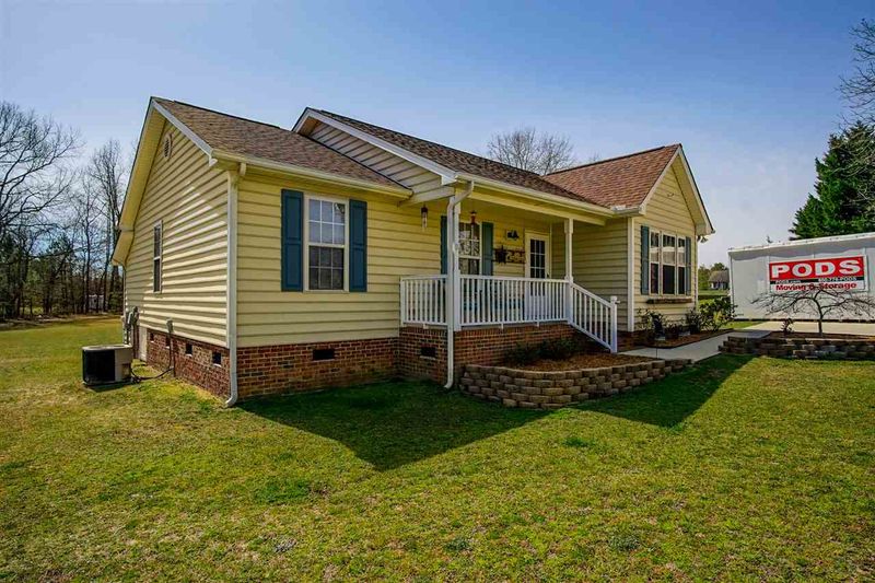 104 Renee Dr, Smithfield, NC 27577