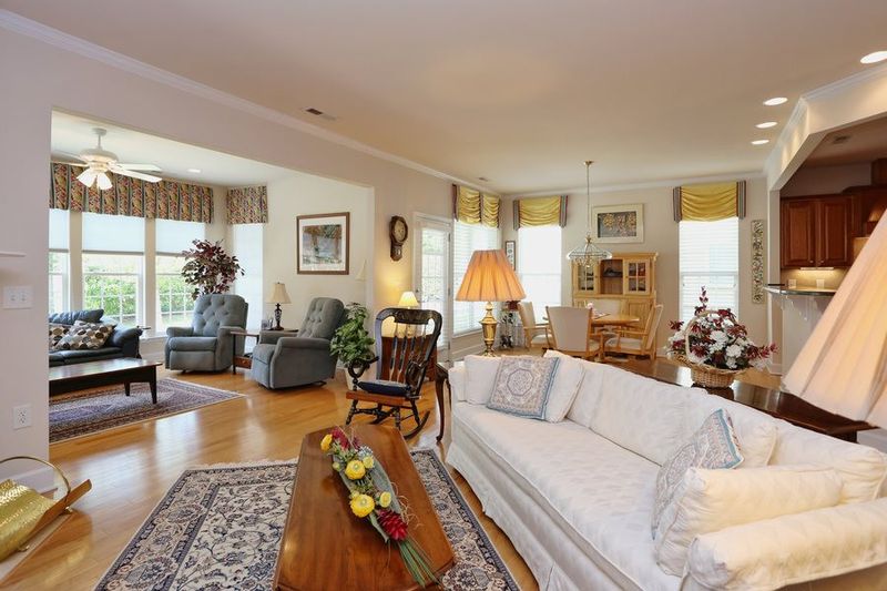 104 Repton Ct, Cary, NC 27519