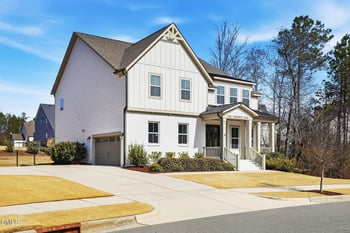 104 River Ledge Dr, Holly Springs, NC 27540