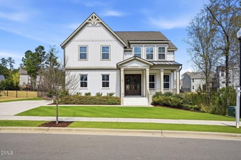 104 River Ledge Dr, Holly Springs, NC 27540