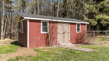 104 Riverbend Dr, Clayton, NC 27527