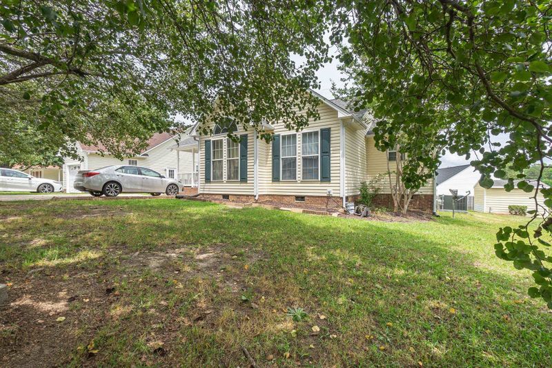 104 Rock Hound Dr, Knightdale, NC 27545