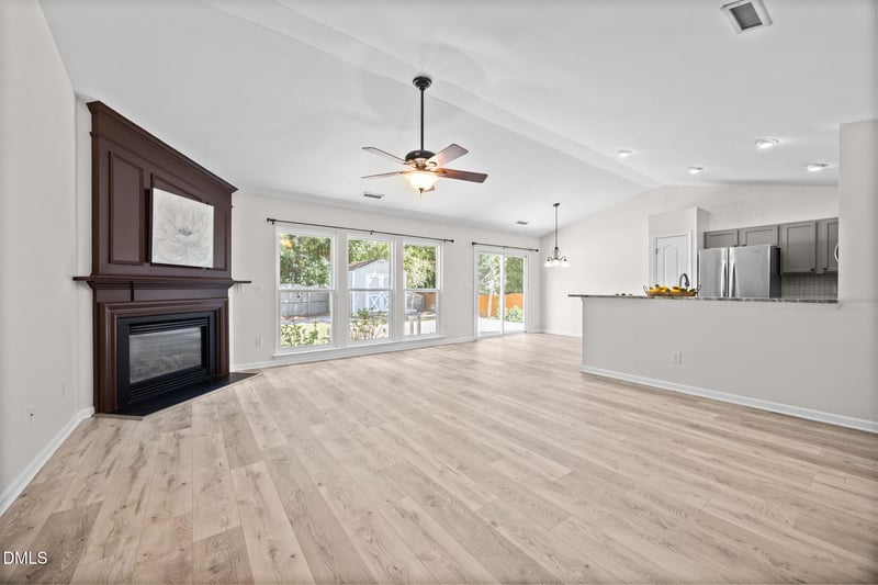 104 Saddle River Rd, Apex, NC 27502