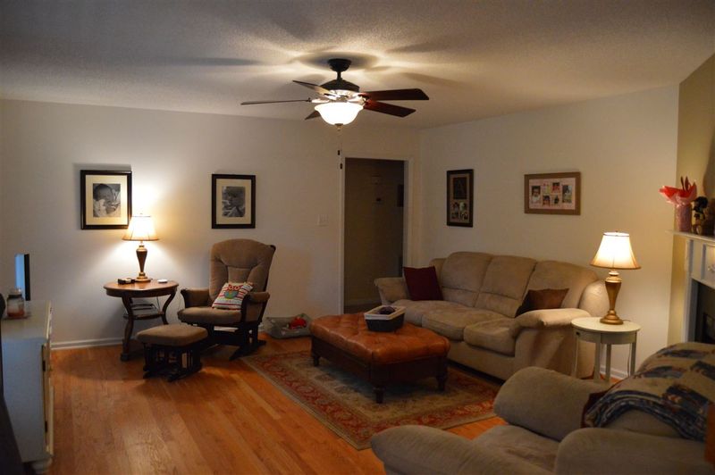 104 Sandy Branch Ln, Clayton, NC 27527