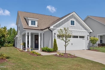104 Shadowbrook Trl, Clayton, NC 27520