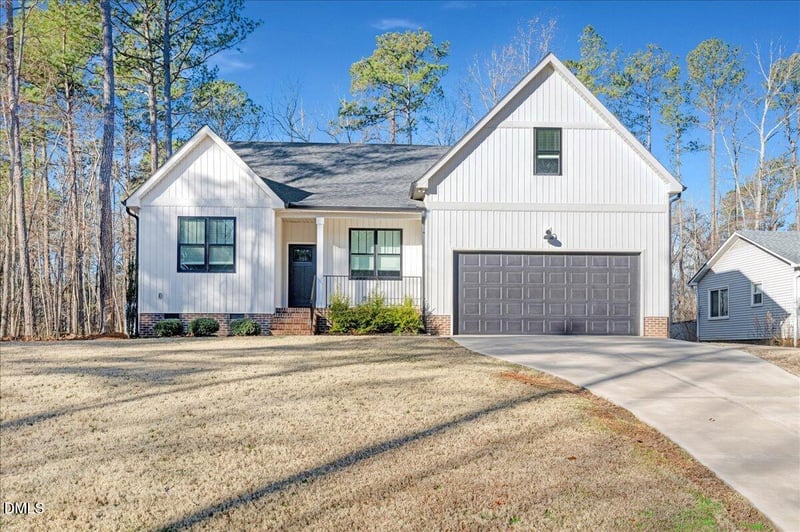 104 Shawnee Dr, Louisburg, NC 27549