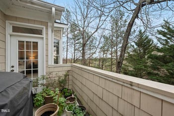 104 Sierra Dr, Chapel Hill, NC 27514