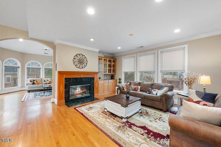 104 Sierra Dr, Chapel Hill, NC 27514