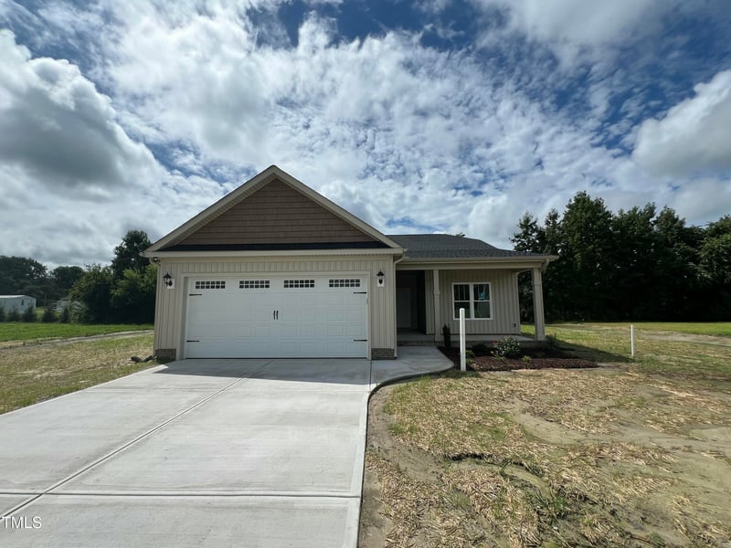 104 Sillinger Dr, Goldsboro, NC 27534