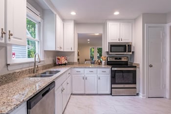 104 Silver Fox Ct, Cary, NC 27511