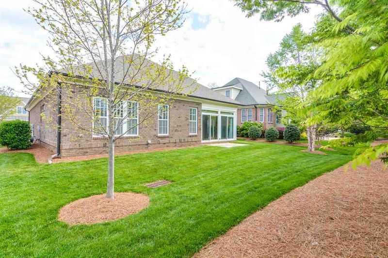 104 Sonoma Valley Dr, Cary, NC 27518