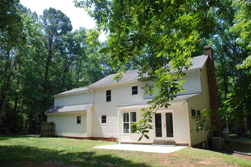 104 Springbrook Pl, Cary, NC 27518