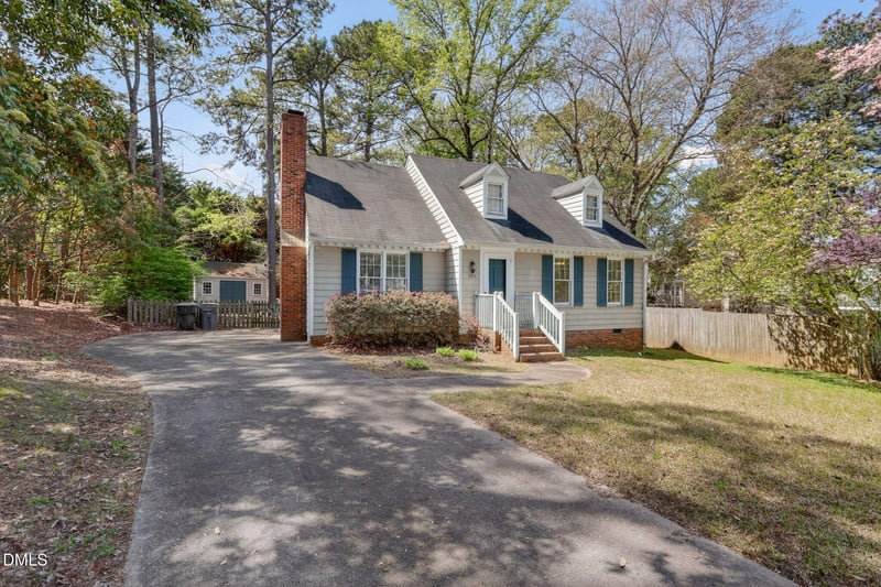 104 Stirling Ct, Knightdale, NC 27545