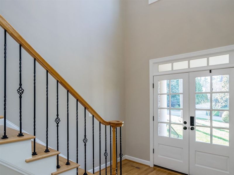 104 Summerview Ln, Cary, NC 27518