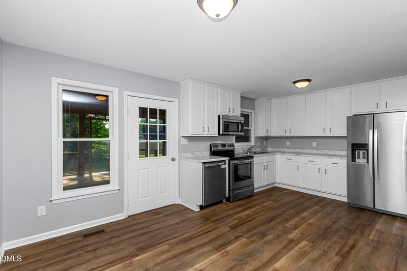 104 Sunset Dr, Dunn, NC 28334