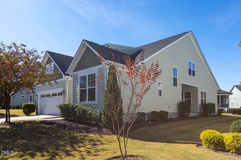 104 Sweet Maple Ct, Holly Springs, NC 27540