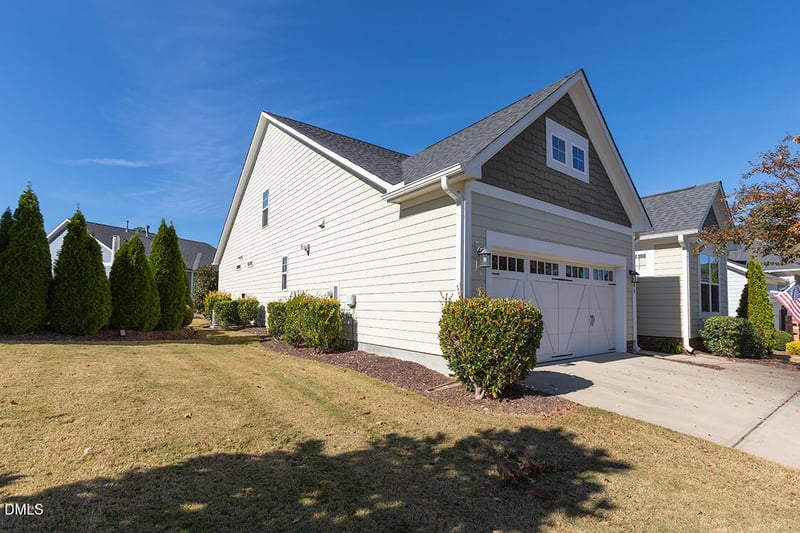 104 Sweet Maple Ct, Holly Springs, NC 27540