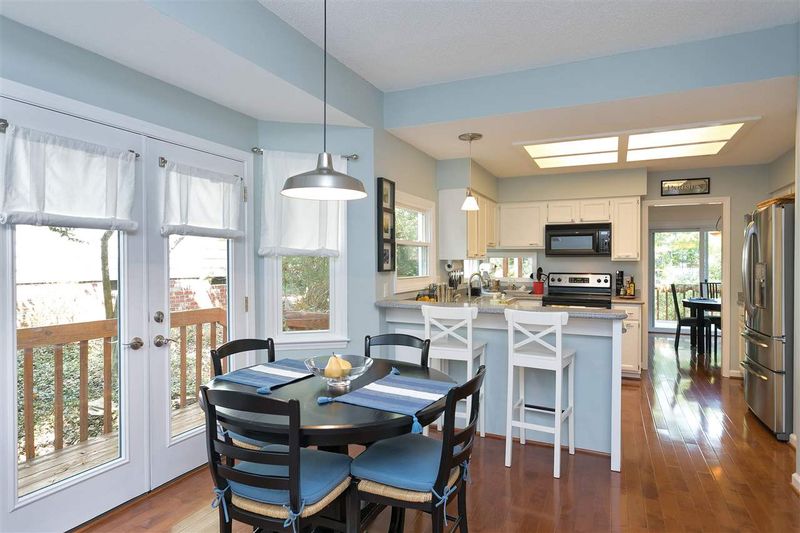 104 Talon Dr, Cary, NC 27518