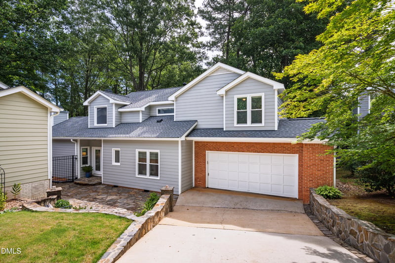 104 Tiercel Ct, Cary, NC 27518
