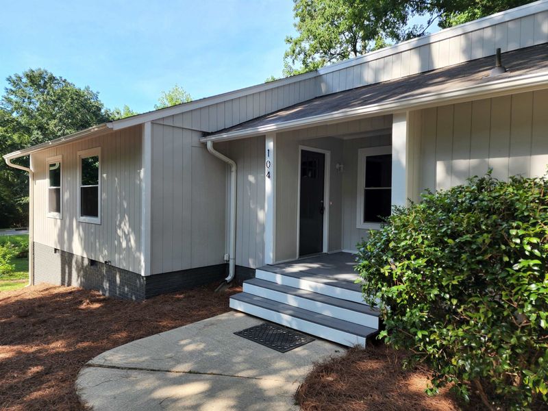 104 Trappers Run Dr, Cary, NC 27513