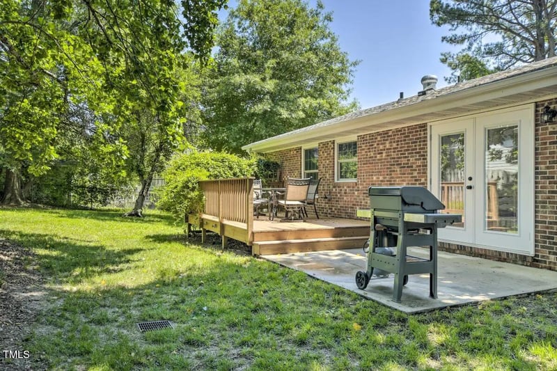104 Tunstall St, Apex, NC 27502