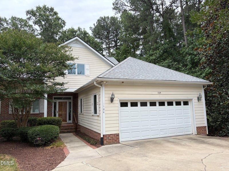 104 Turnberry Ln, Chapel Hill, NC 27517