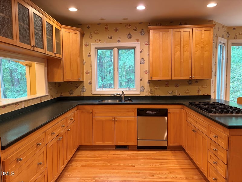104 Turnberry Ln, Chapel Hill, NC 27517