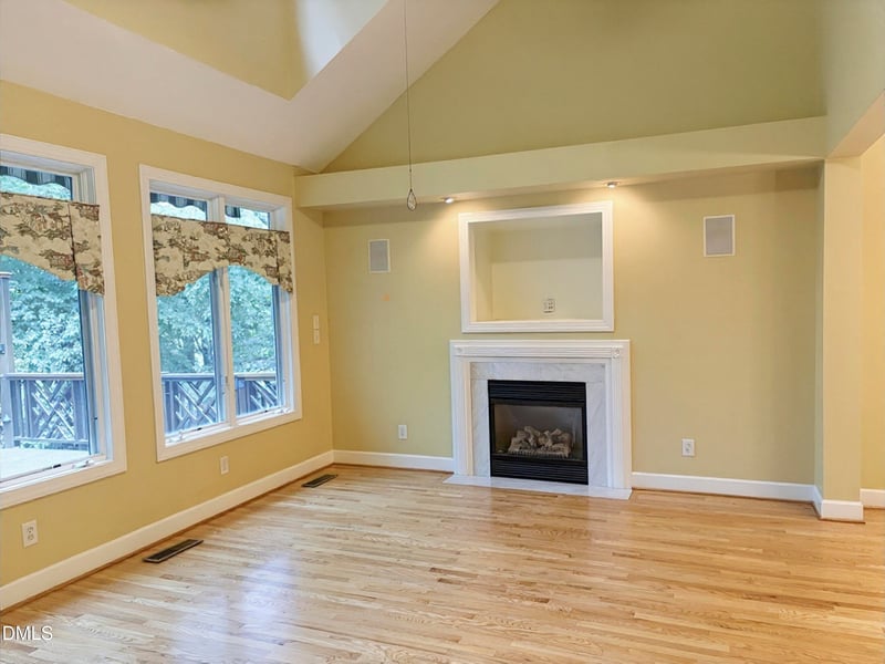 104 Turnberry Ln, Chapel Hill, NC 27517