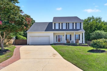 104 Uphill Ct, Holly Springs, NC 27540