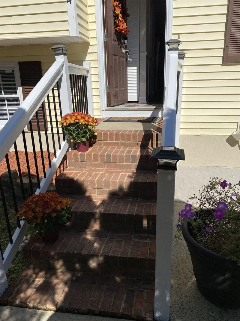 104 Valley Park Dr, Knightdale, NC 27545