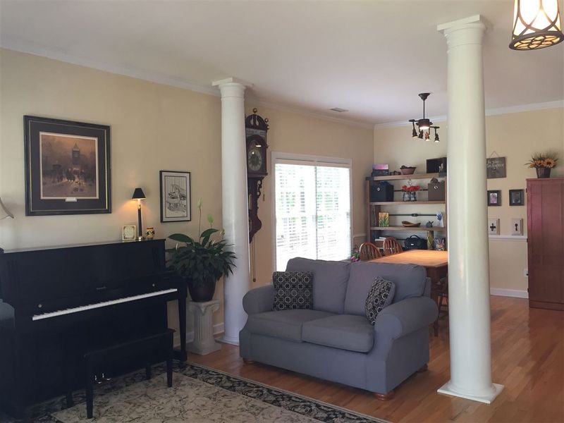 104 Wakehurst Dr, Cary, NC 27519