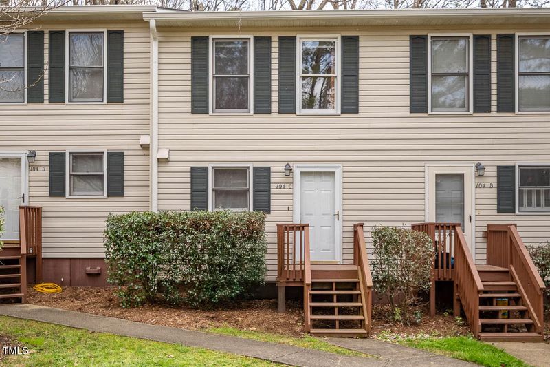 104 Weatherstone Dr #C, Chapel Hill, NC 27514