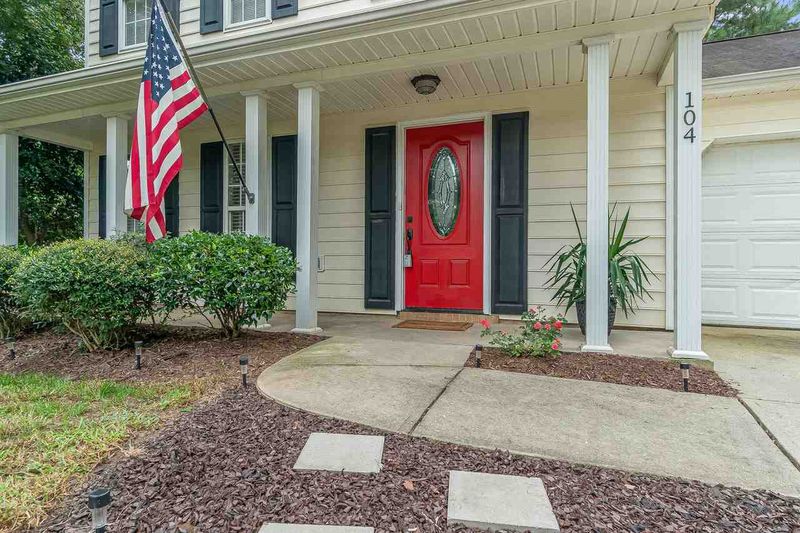 104 Weeping Oak Ct, Apex, NC 27539