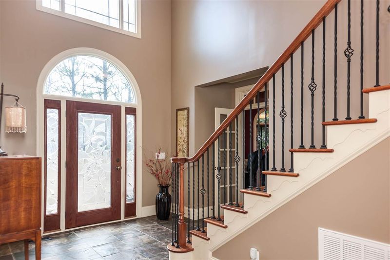104 Weingarten Pl, Cary, NC 27519