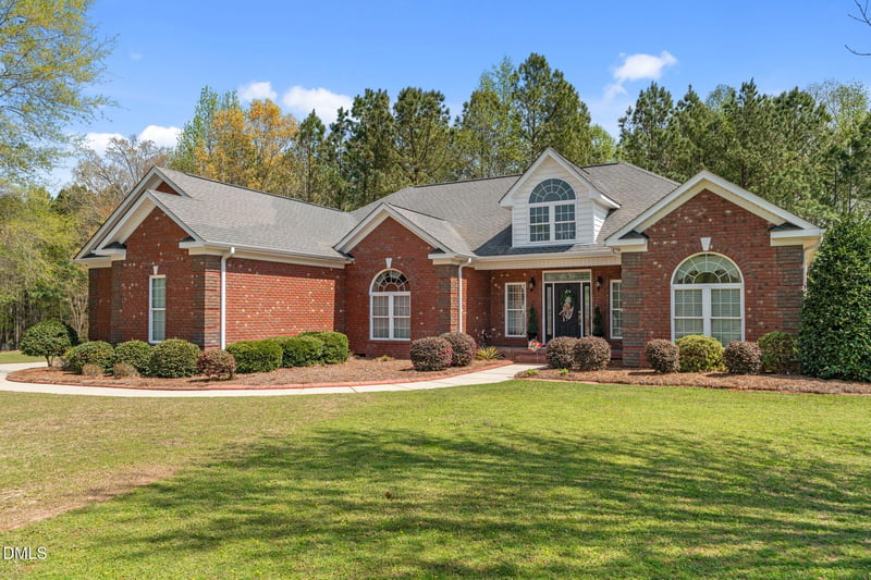 104 Westchase Rn, Sanford, NC 27330