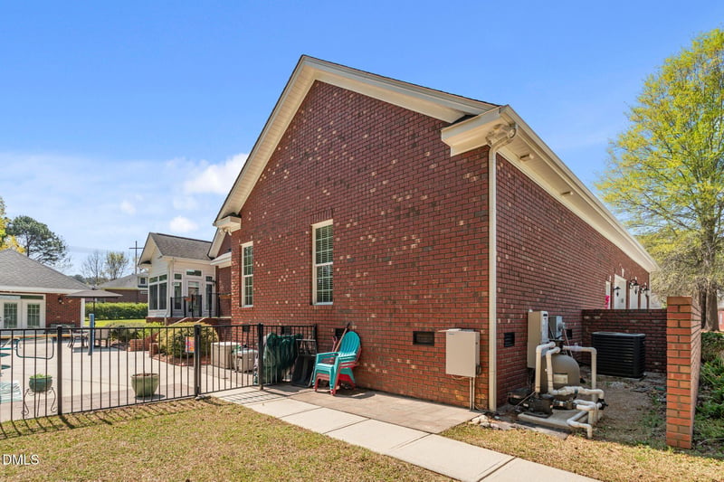 104 Westchase Rn, Sanford, NC 27330