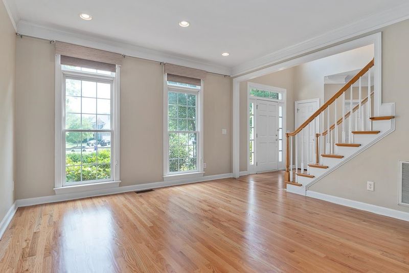104 Westchester Pl, Chapel Hill, NC 27514
