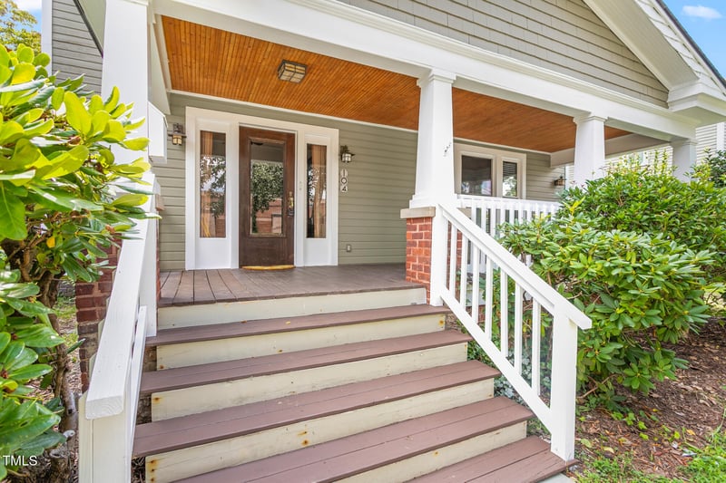 104 Wilson St, Mebane, NC 27302