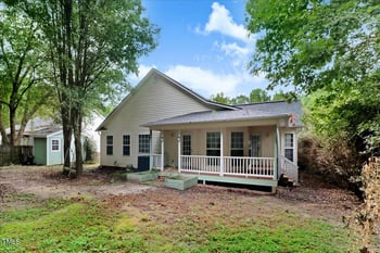 104 Wood Bend Ct, Clayton, NC 27520