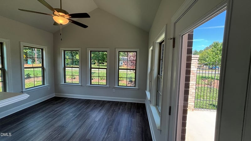 1040 Beechcraft Dr #83, Mebane, NC 27302