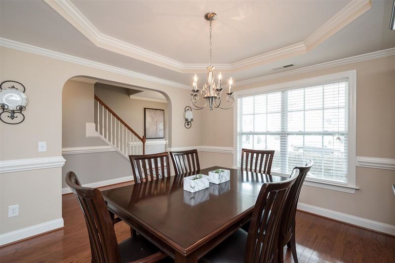1040 Dexter Ridge Dr, Holly Springs, NC 27540