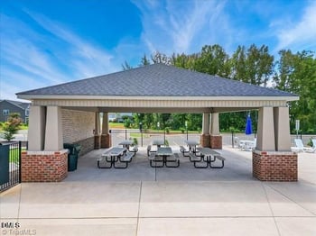 1040 Fairhaven Dr #101, Mebane, NC 27302