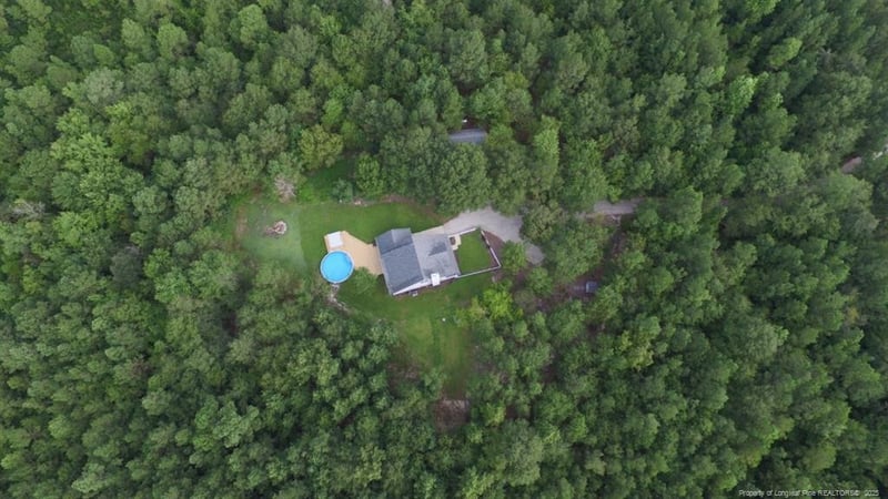 1040 Old Vander Rd, Fayetteville, NC 28312