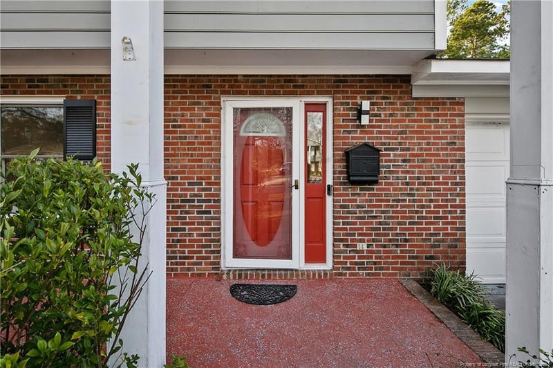 1040 Rim Rd, Fayetteville, NC 28314